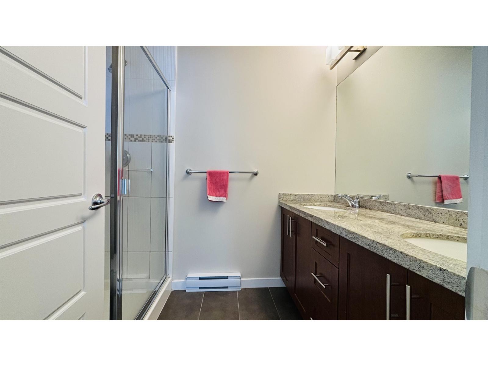 Photo of 24 14356 63A AVENUE 28