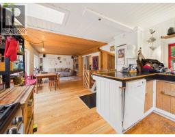 7160 Cranberry Street, Powell River, BC V8A3Z8 Photo 10