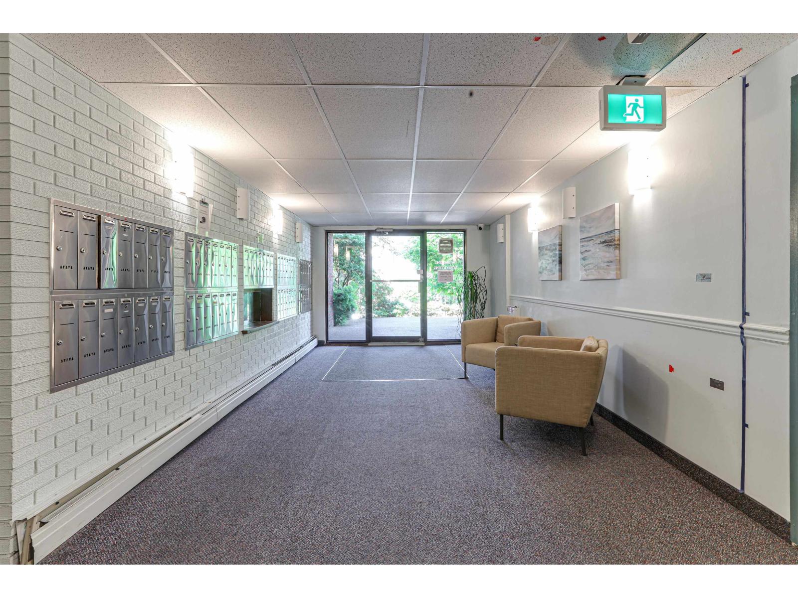 119 1442 BLACKWOOD STREET, White Rock - Image 1