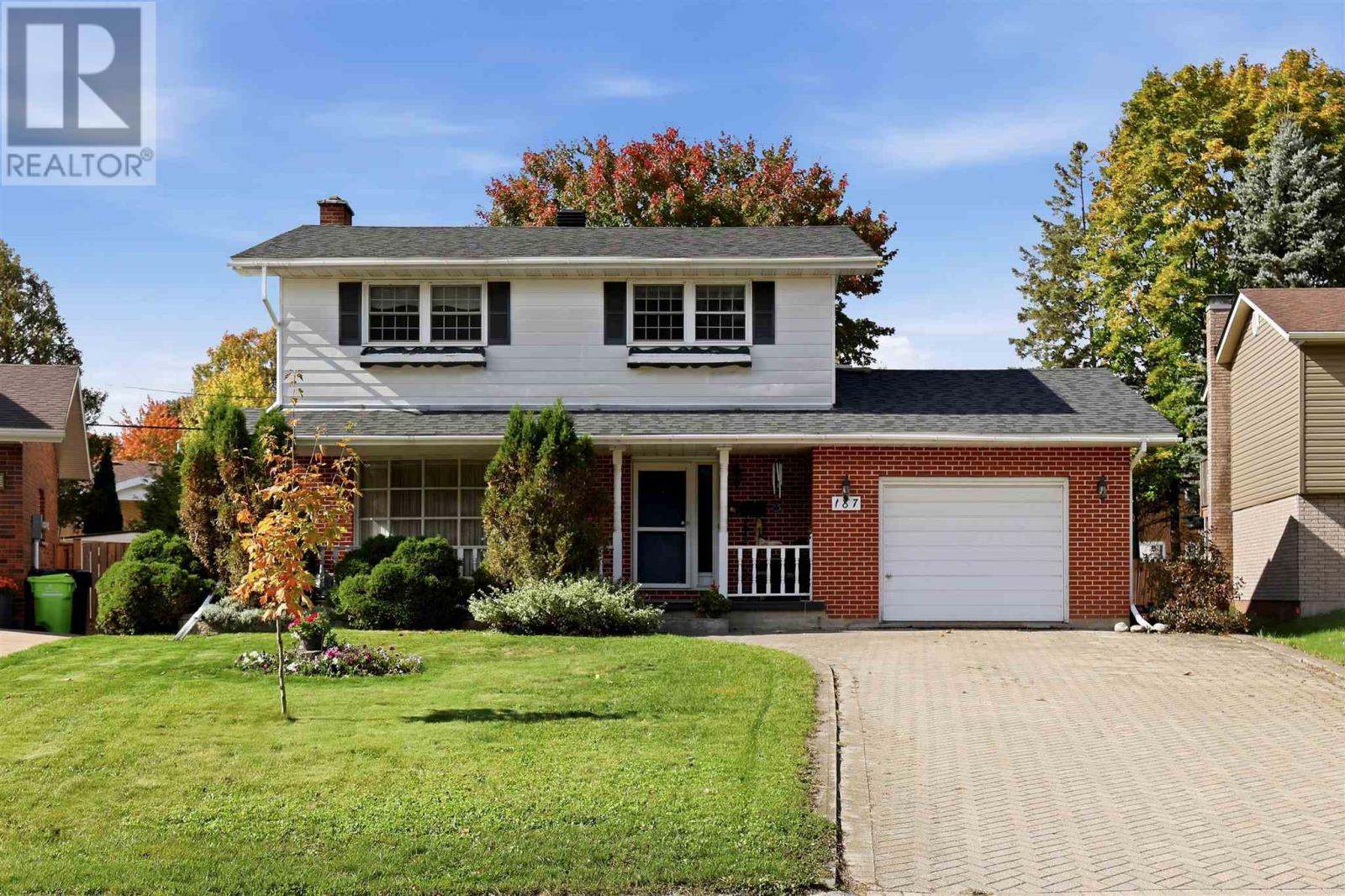 Property for sale at 187 Country Club PL