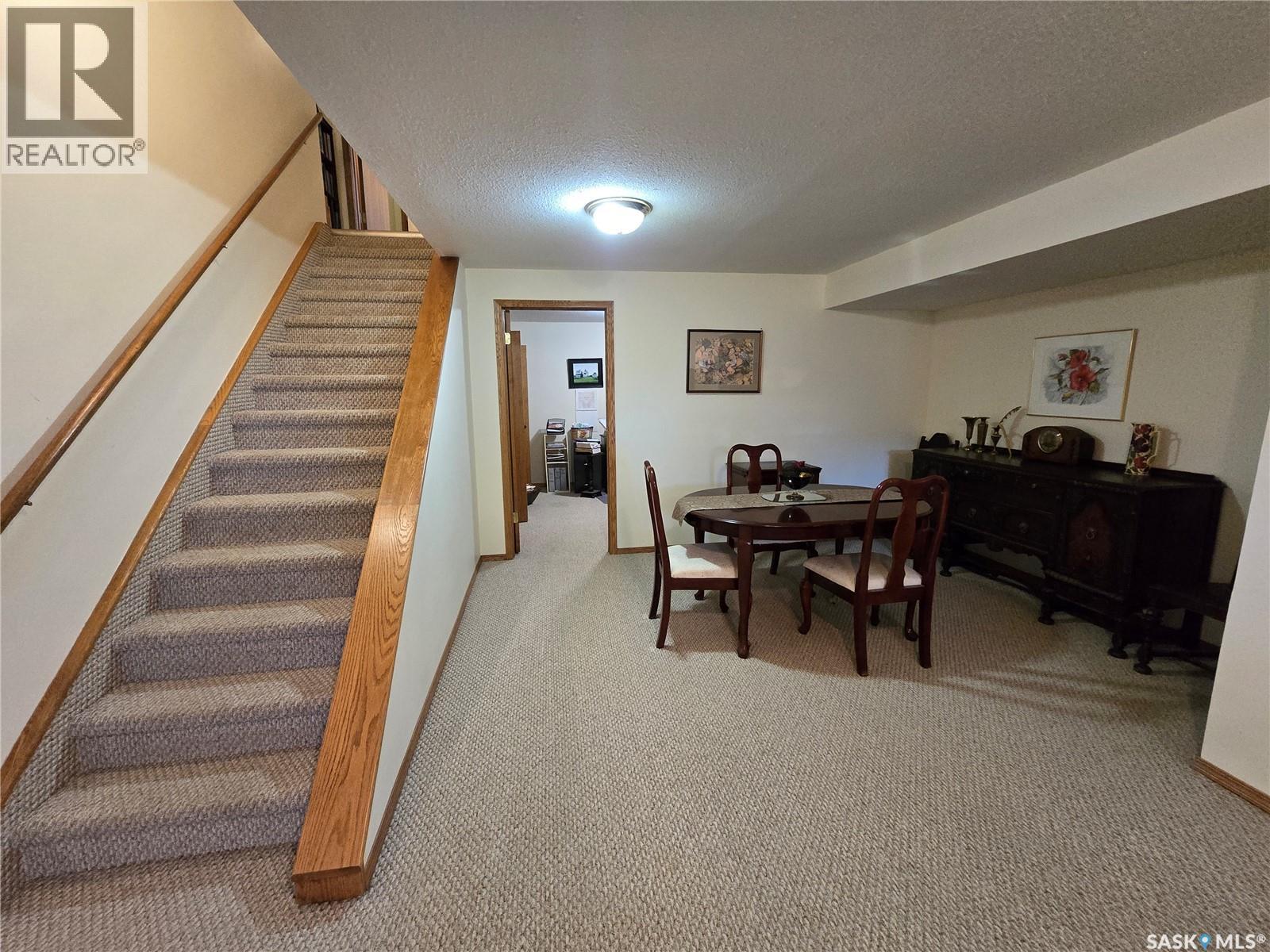 292 7th AVENUE, Broadview — photo 35