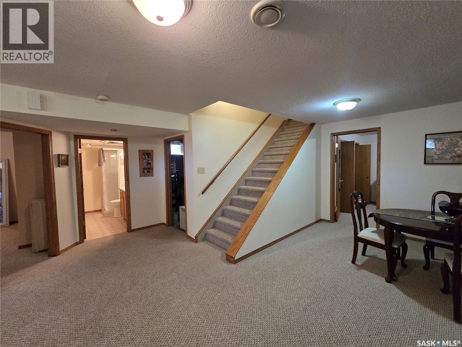 292 7th AVENUE, Broadview — photo 36
