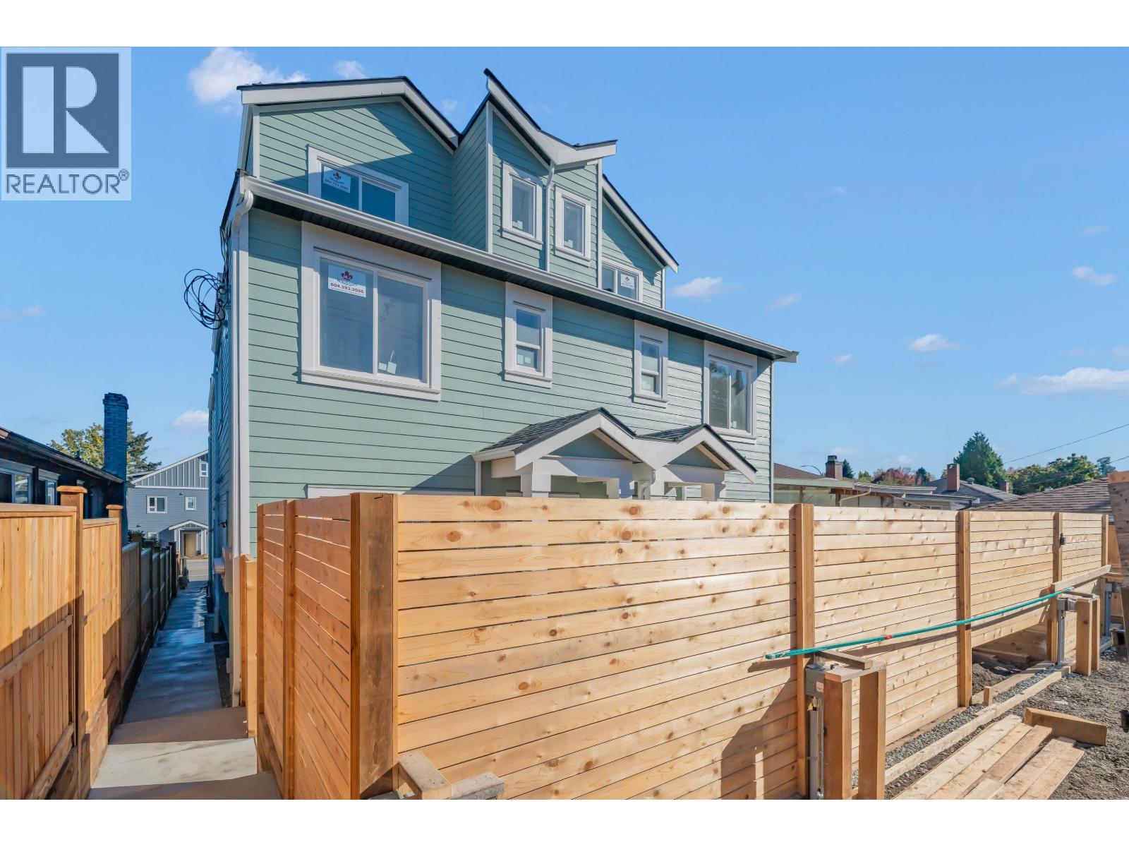 Photo of 2 4587 KNIGHT STREET 33