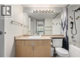 305 124 W 3rd Street, North Vancouver, BC V7M1E8 Photo 13