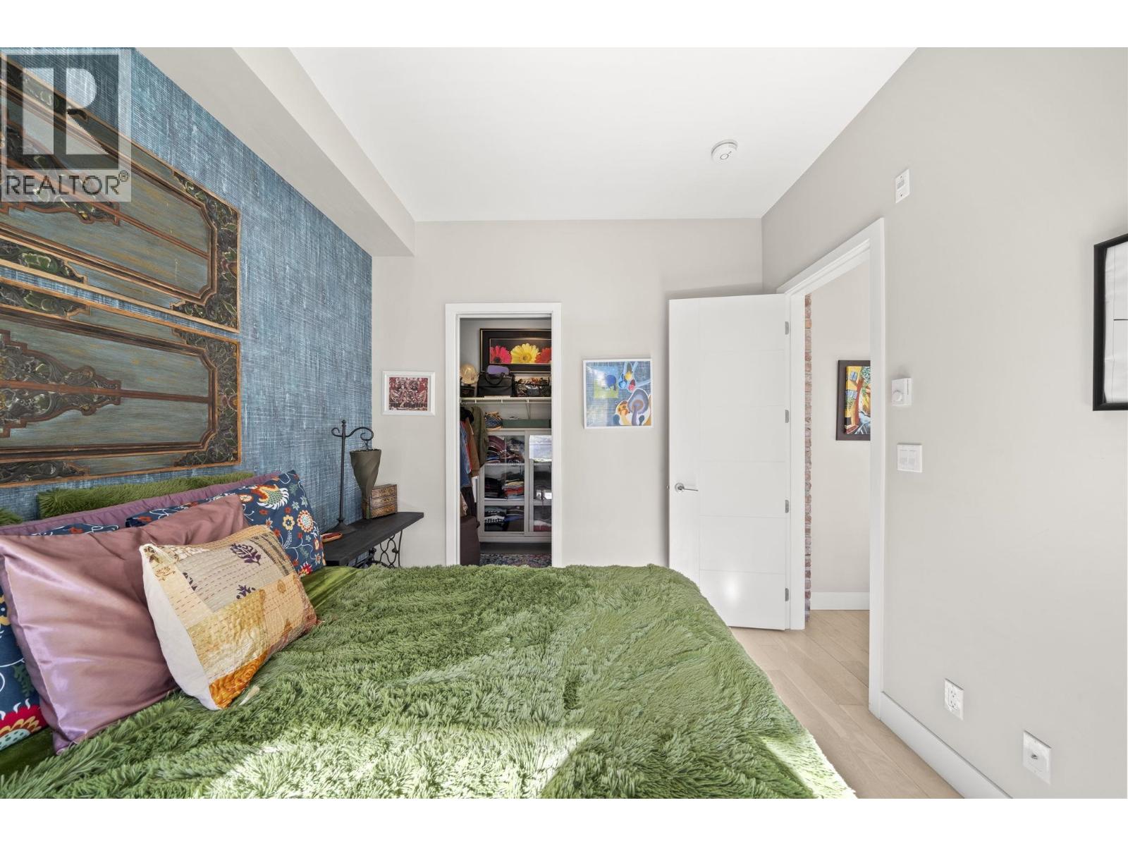 Photo of 206 262 SALTER STREET 18