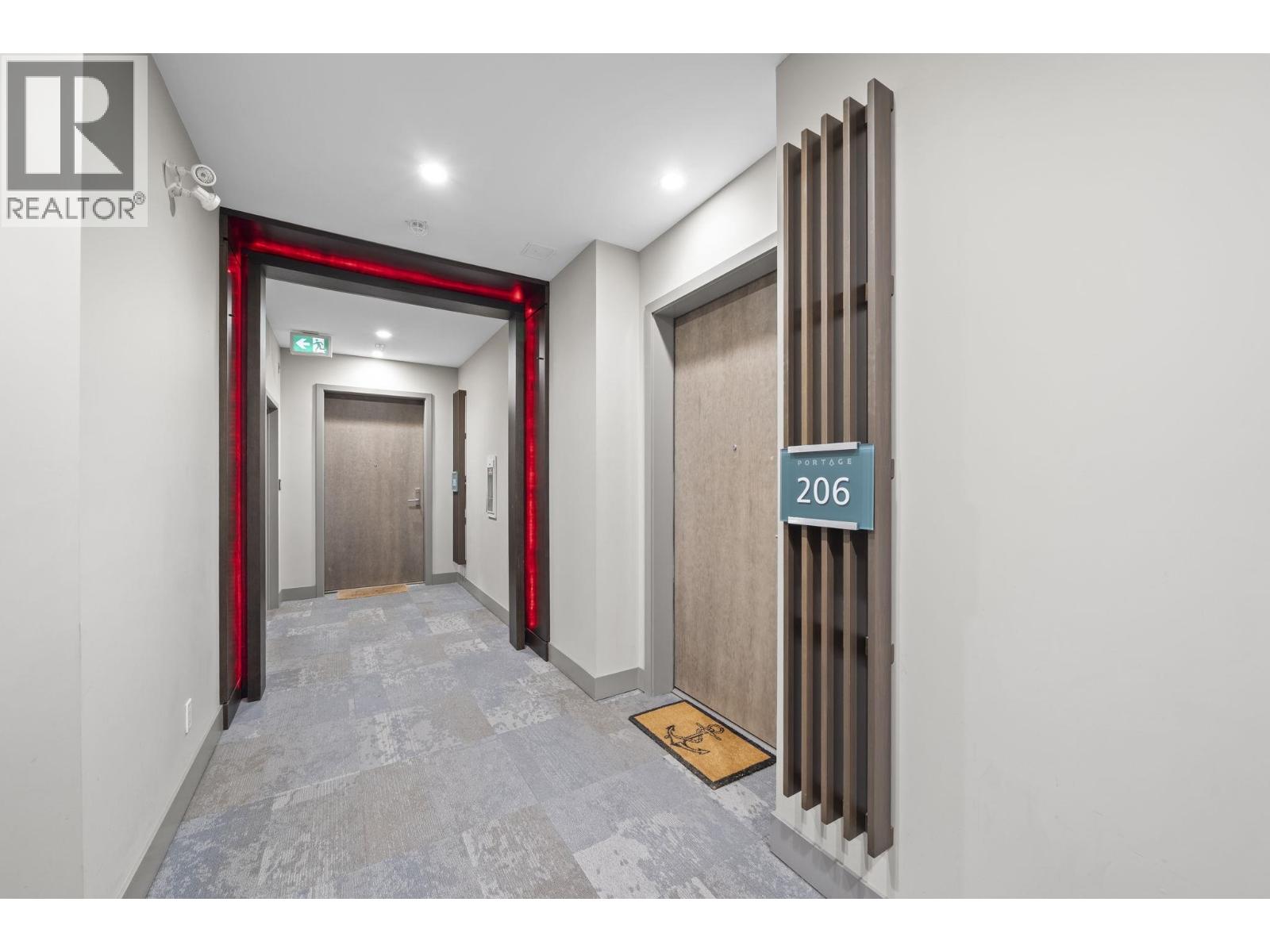 Photo of 206 262 SALTER STREET 3