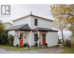 43 Hillcrest Road