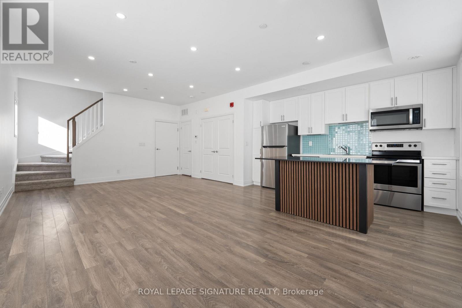 19- 100 Long Branch Avenue, Toronto, ON photo 2
