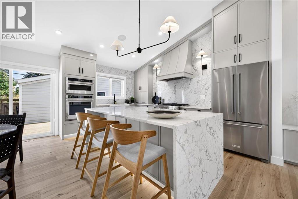 60 Governor Drive SW, Calgary — photo 9