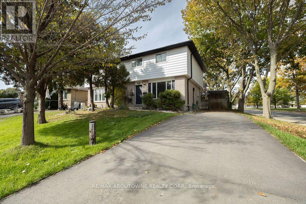 4 GLAMIS COURT, Hamilton (Gilkson)