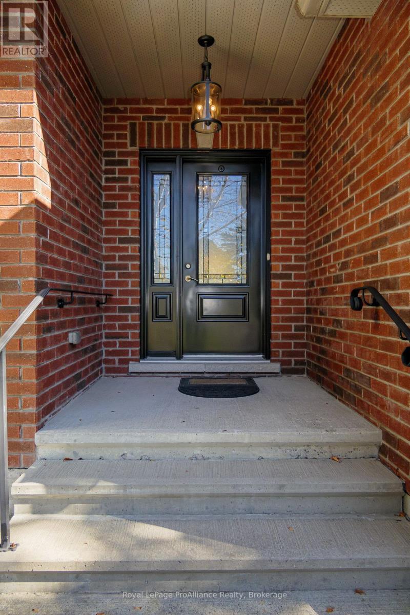 179 Ontario Street, Brighton, ON photo 3