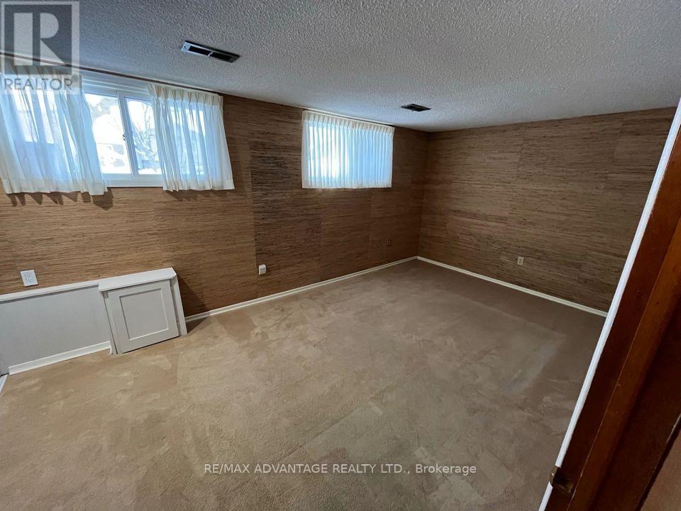 LOWER - 143 DOWNING CRESCENT, London South (South S) — photo 10
