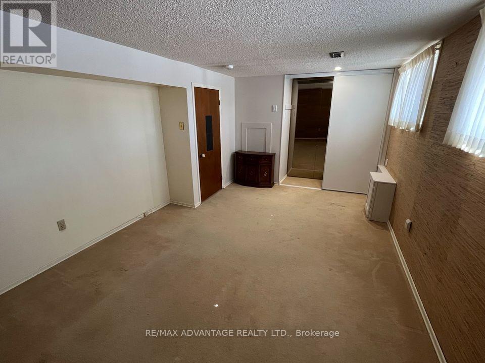 LOWER - 143 DOWNING CRESCENT, London South (South S) — photo 9