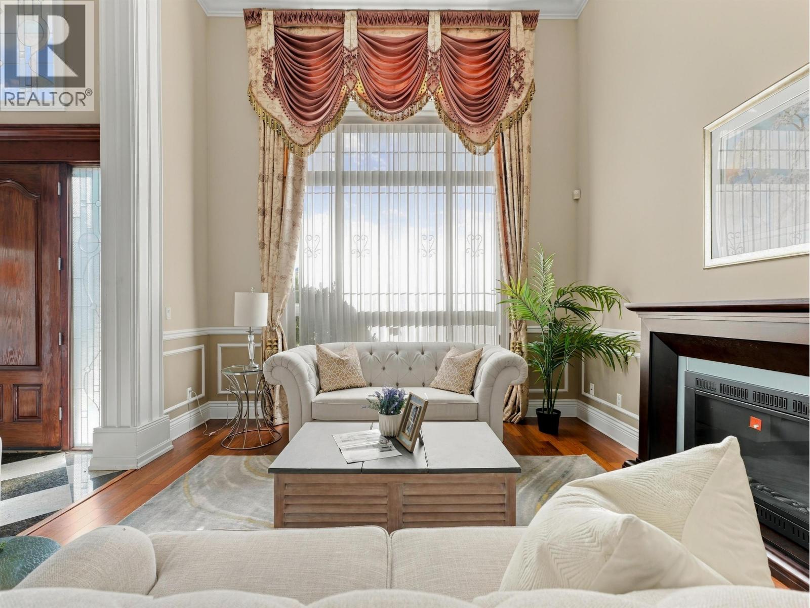 5631 CLEARWATER DRIVE — photo 4