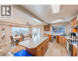 200 West Bench Drive, Penticton, BC V2A8X8 Photo 39