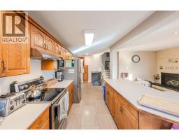 200 West Bench Drive, Penticton, BC V2A8X8 Photo 38