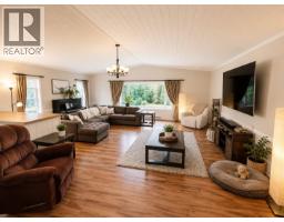 1910 30 Street Se, Salmon Arm, BC V1E2E6 Photo 23