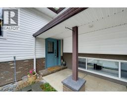 1910 30 Street Se, Salmon Arm, BC V1E2E6 Photo 59