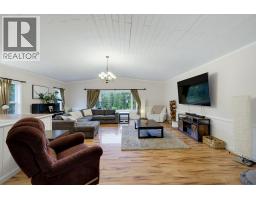 1910 30 Street Se, Salmon Arm, BC V1E2E6 Photo 29