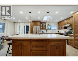 1910 30 Street Se, Salmon Arm, BC V1E2E6 Photo 20