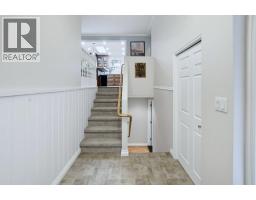 Foyer - 1910 30 Street Se, Salmon Arm, BC V1E2E6 Photo 16
