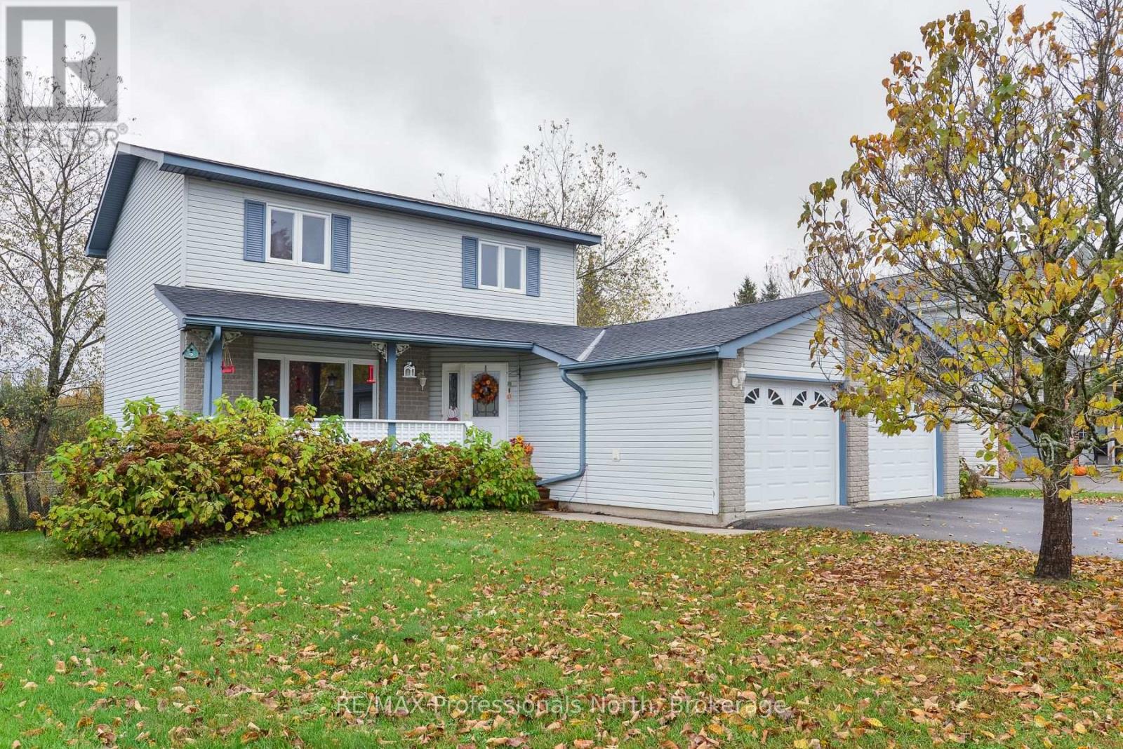 34 KILLDEER CRESCENT - 1