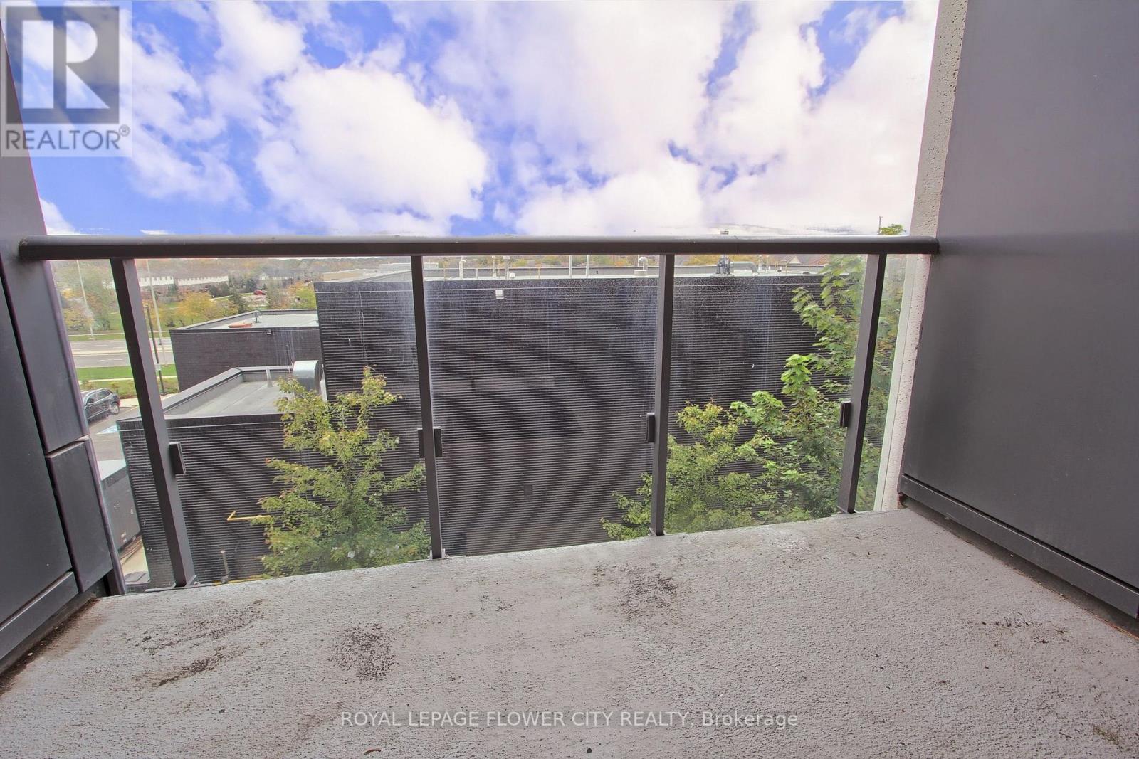 #239 2450 OLD BRONTE ROAD - 32