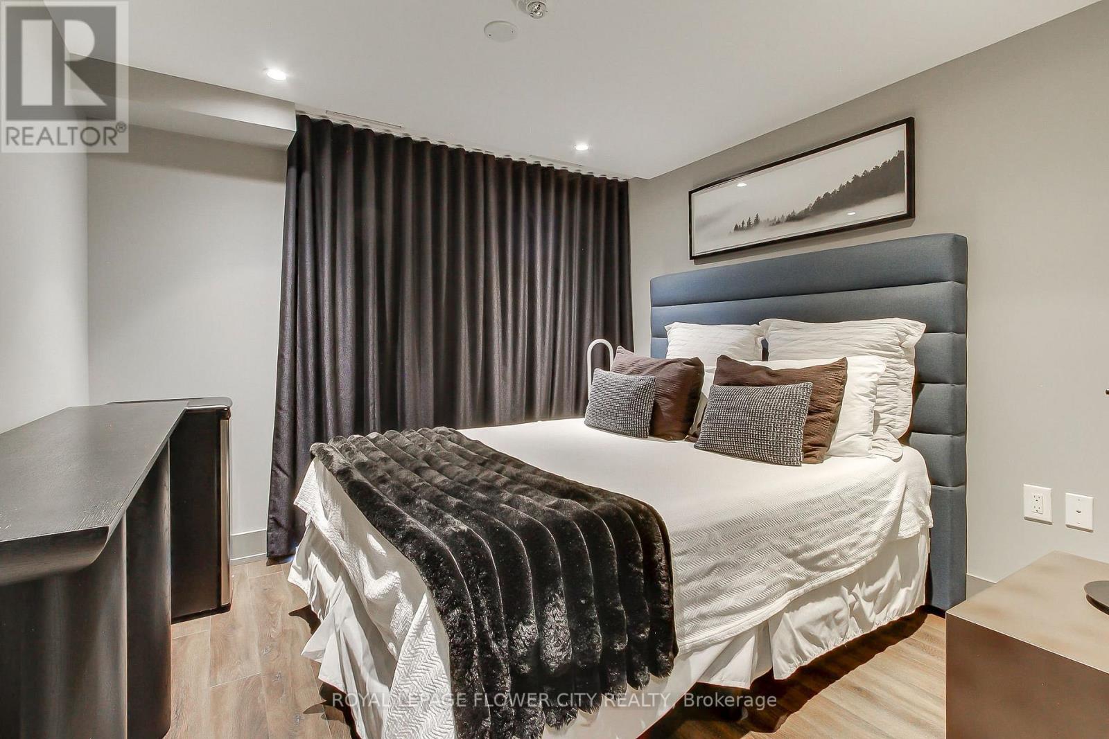 #239 2450 OLD BRONTE ROAD - 48