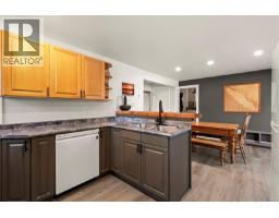 Kitchen - 770 Knight Rd, Comox, BC V9M3T3 Photo 11