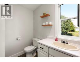 770 Knight Rd, Comox, BC V9M3T3 Photo 31
