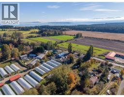 770 Knight Rd, Comox, BC V9M3T3 Photo 42