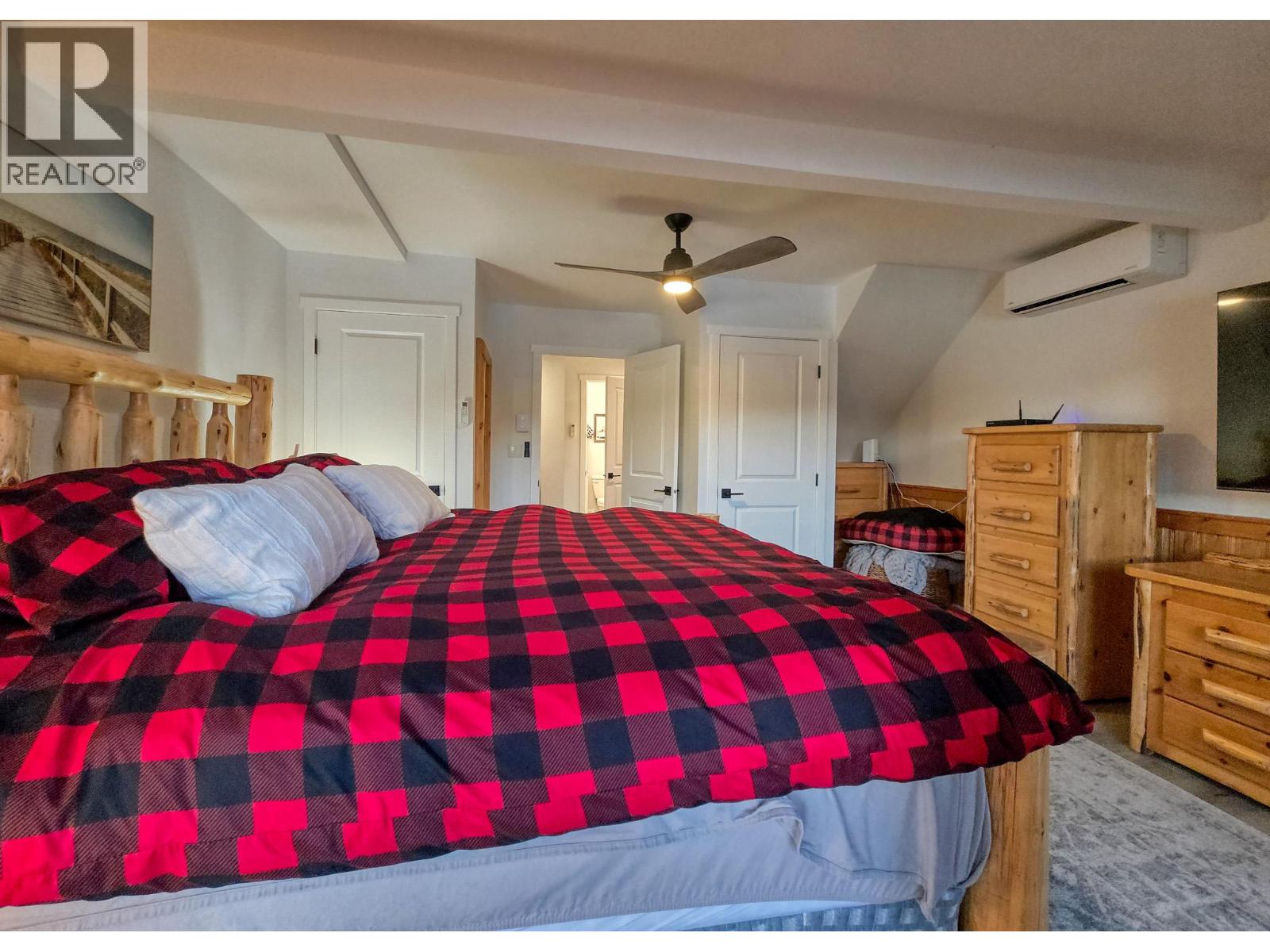 449 LAKEVIEW Place - 23