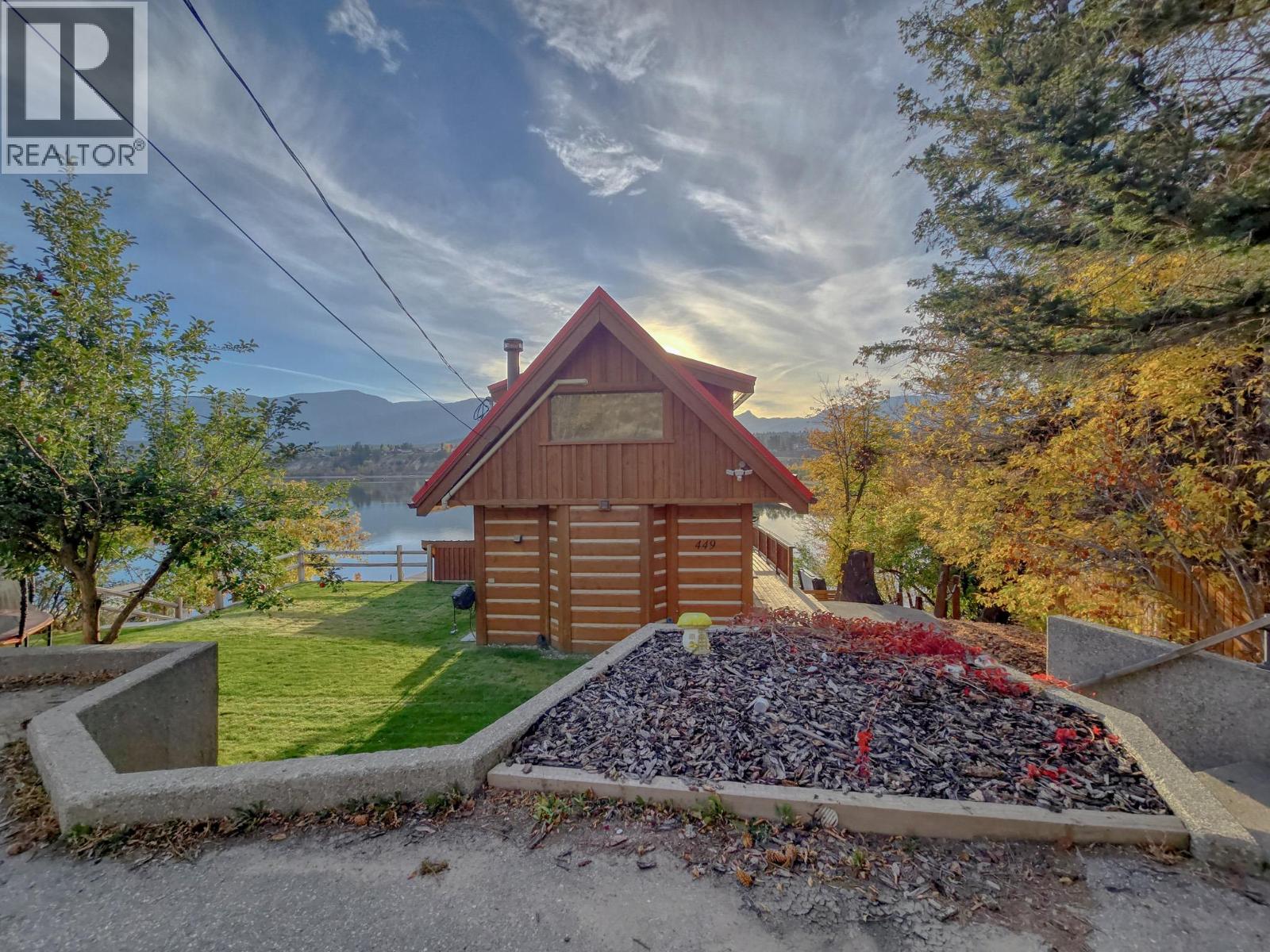 449 LAKEVIEW Place - 10