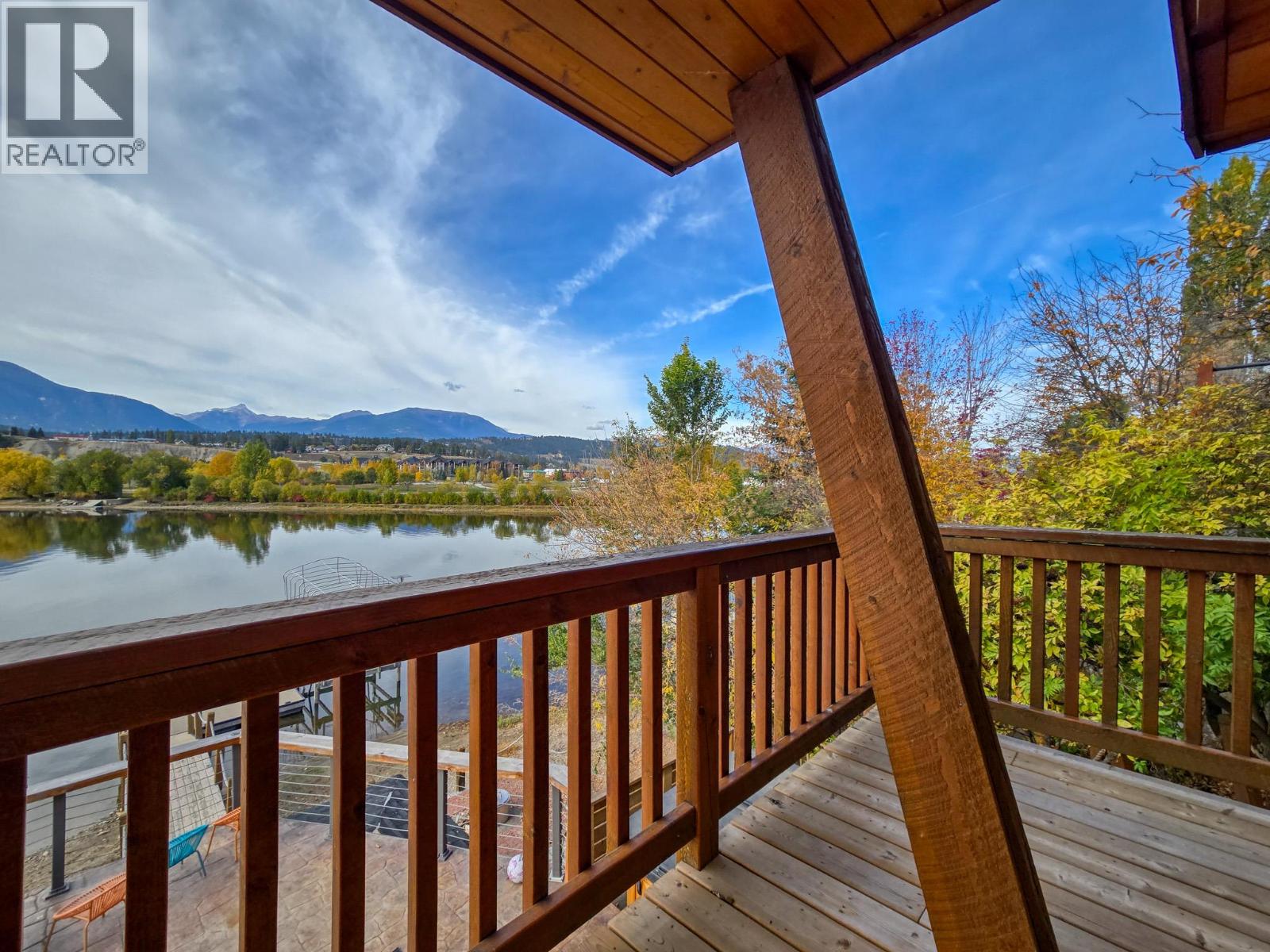 449 LAKEVIEW Place - 19