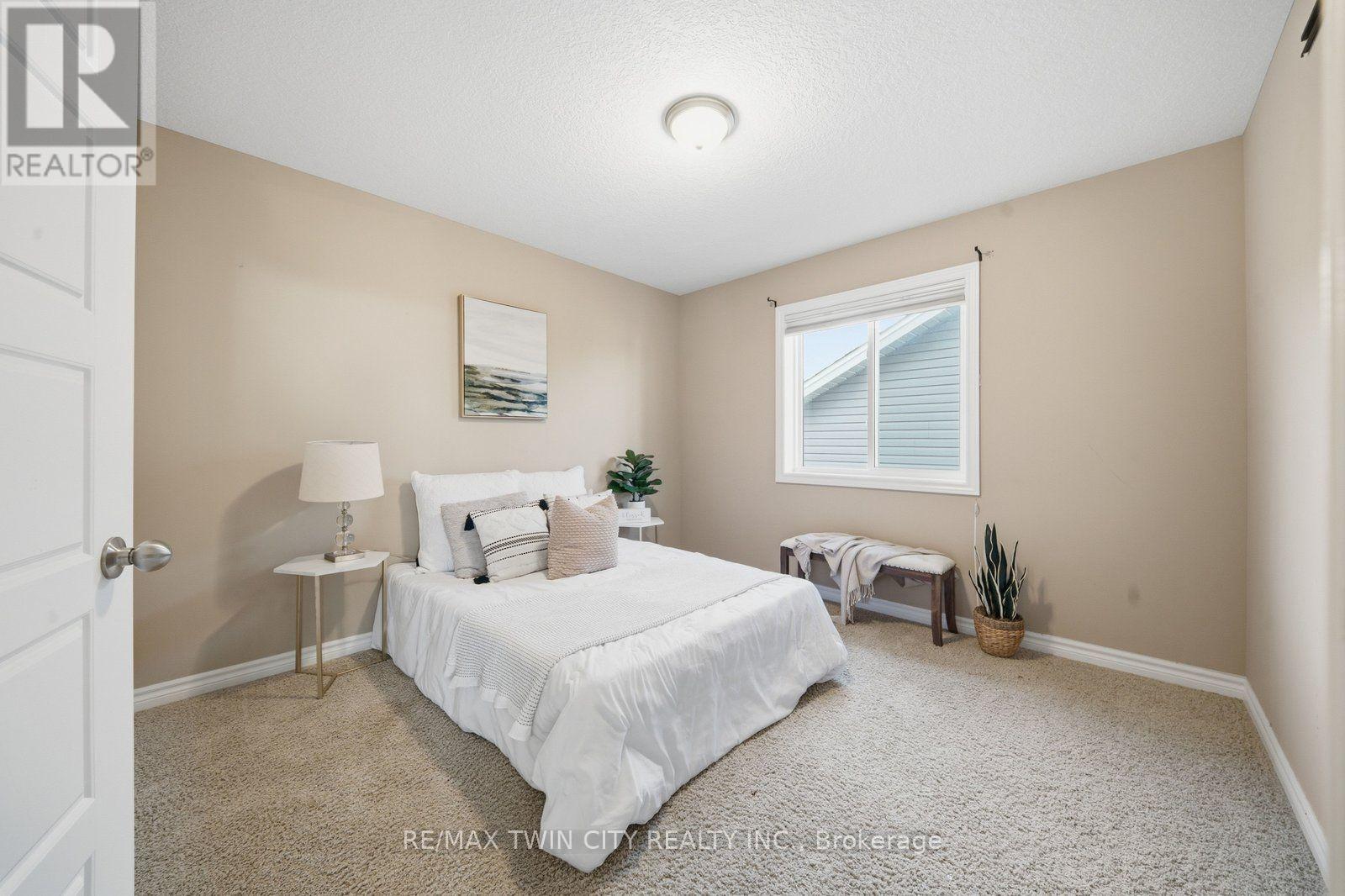 24 Hollingshead Road, Ingersoll, ON photo 27