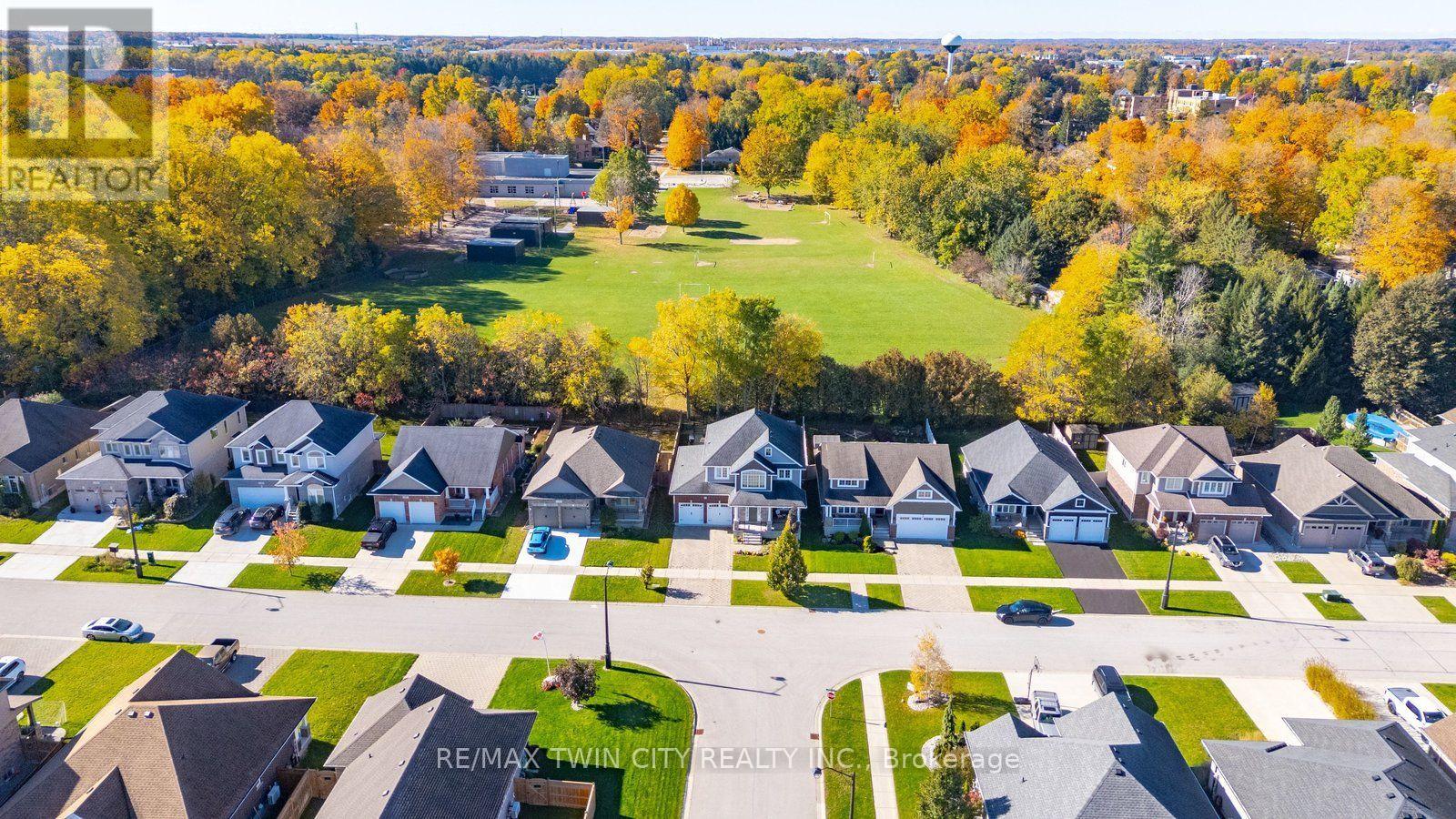 24 Hollingshead Road, Ingersoll, ON photo 3