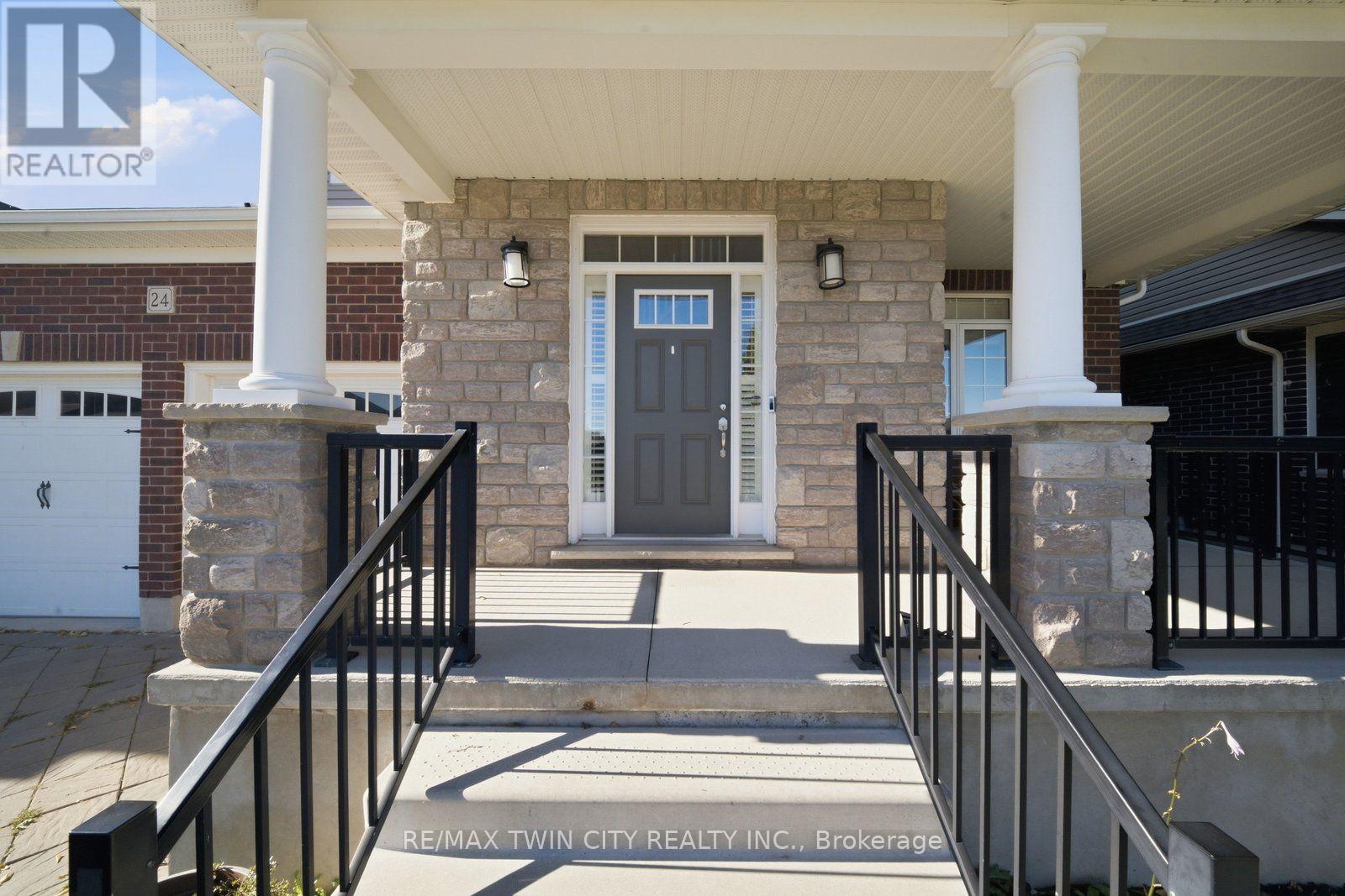 24 Hollingshead Road, Ingersoll, ON photo 8