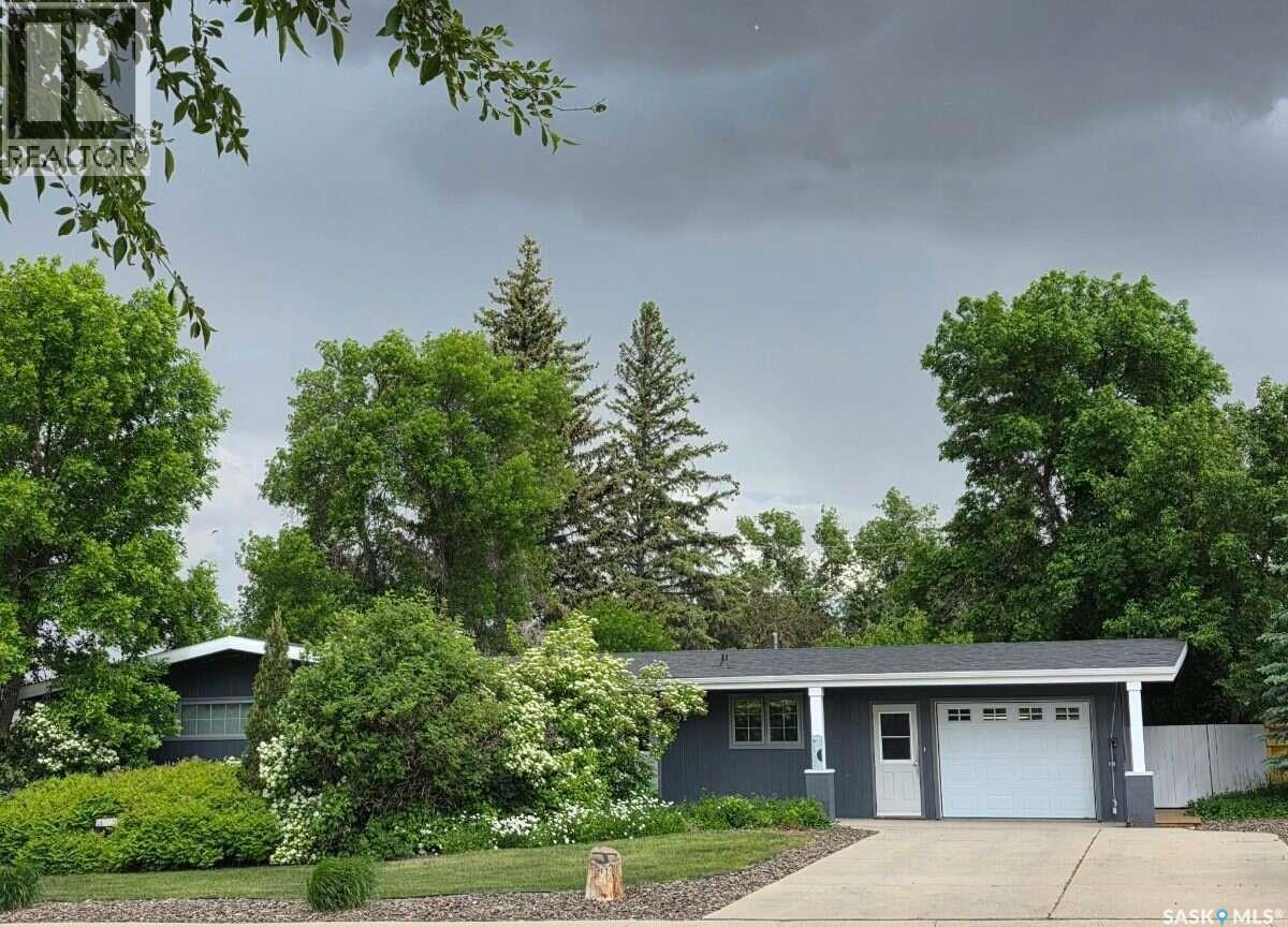 802 2nd STREET E, Kindersley