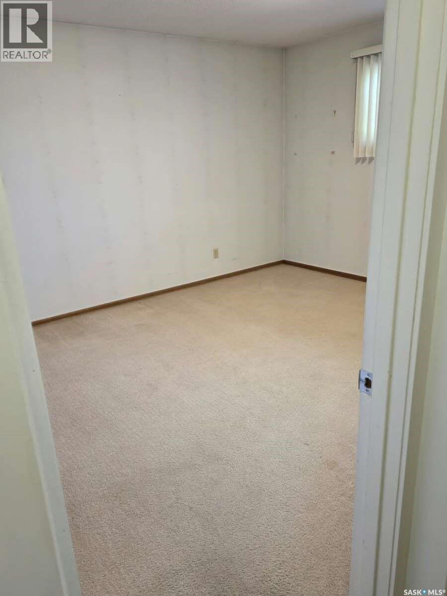 802 2nd STREET E, Kindersley — photo 14