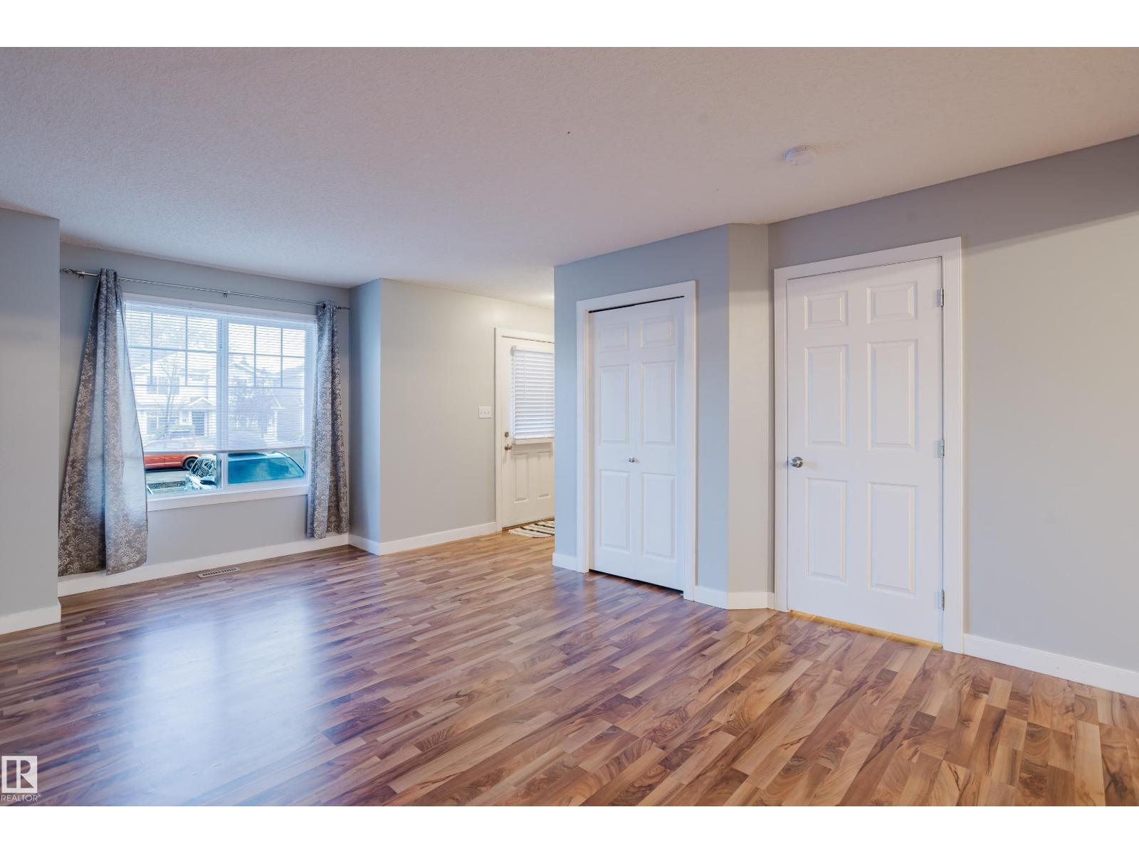 Property photograph 9 for MLS E4513002