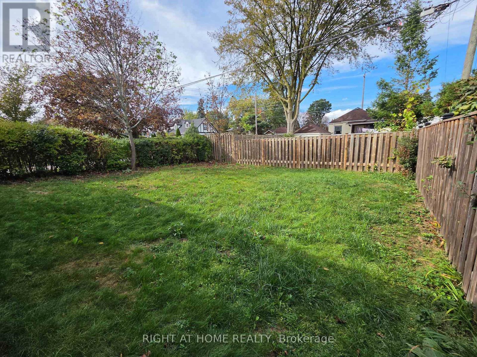 462 Madison Avenue, Oshawa, ON photo 4
