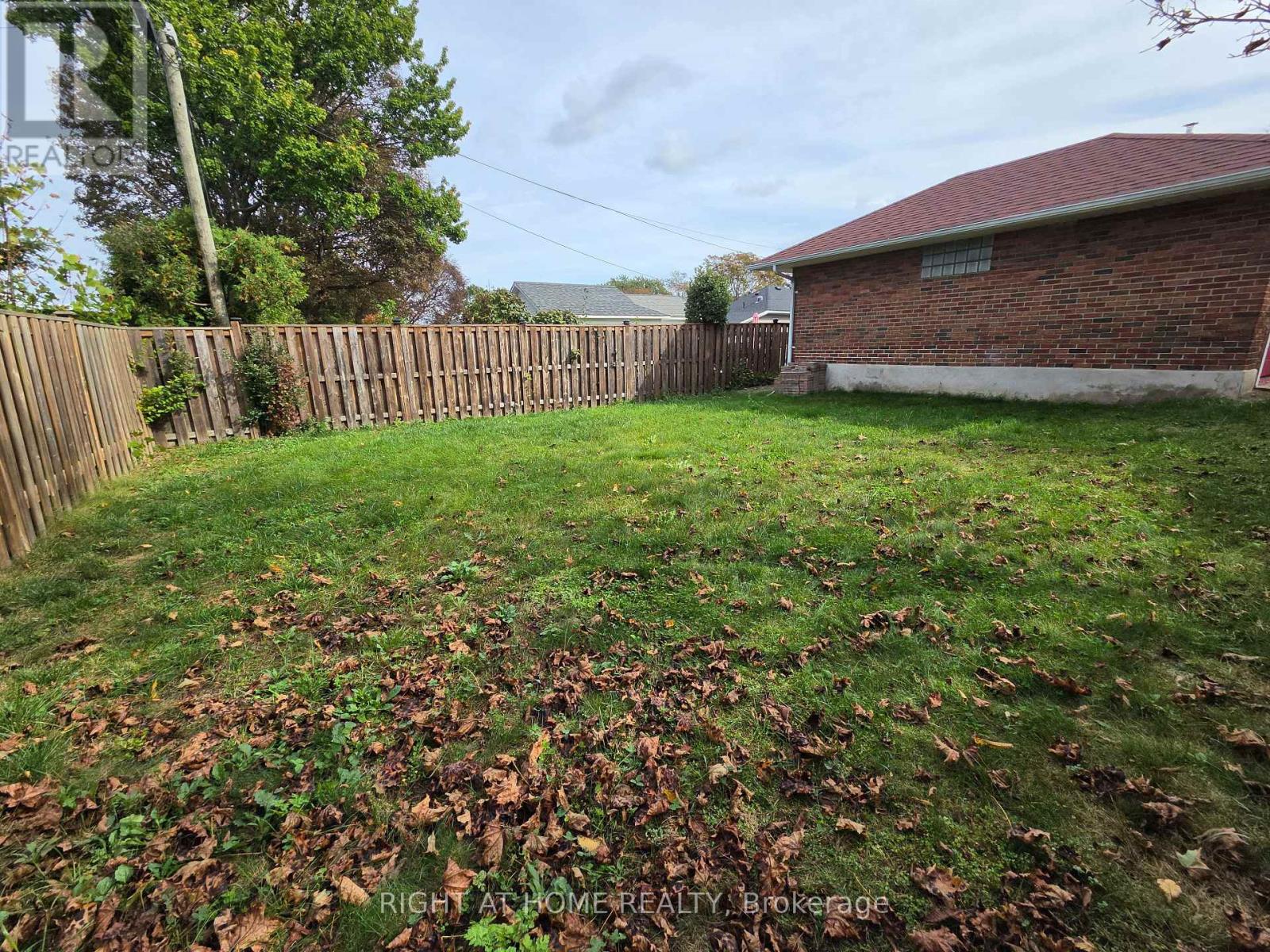462 Madison Avenue, Oshawa, ON photo 5