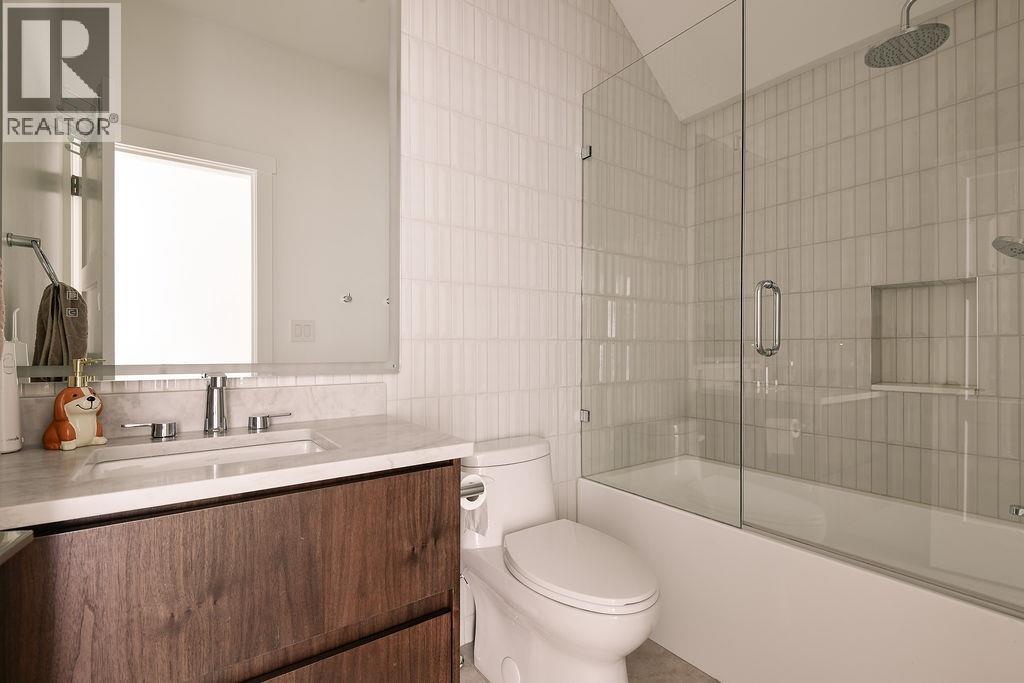 Photo of 3415 W 24 AVENUE 38