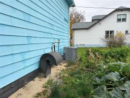 908 St Matthews Avenue, Winnipeg, MB R3G0J5 Photo 24