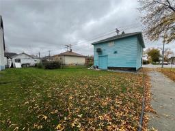 908 St Matthews Avenue, Winnipeg, MB R3G0J5 Photo 25