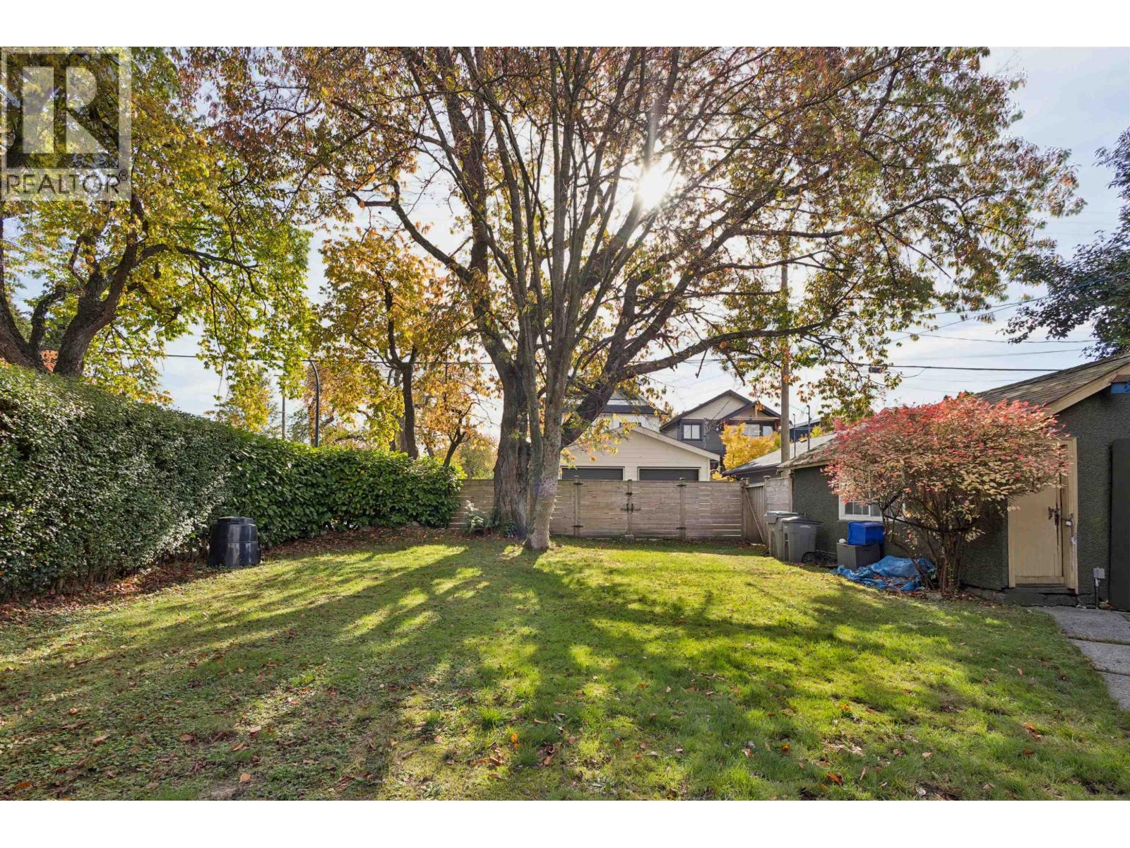 75 N SLOCAN STREET — photo 3