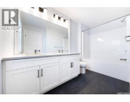 528 Myles Heidt Manor, Saskatoon, SK S7W1H9 Photo 22