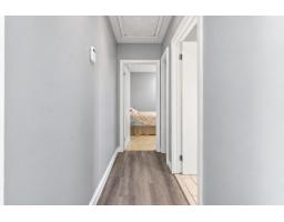 792 Rue Centrale, Bryson, QC J0X1H0 Photo 13