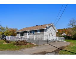 792 Rue Centrale, Bryson, QC J0X1H0 Photo 24