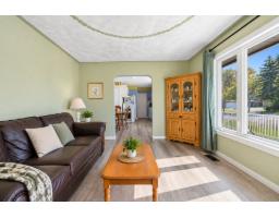 792 Rue Centrale, Bryson, QC J0X1H0 Photo 6